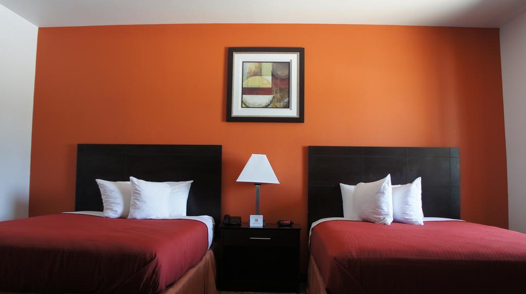 Lux Inn And Suites Three Rivers Exterior foto